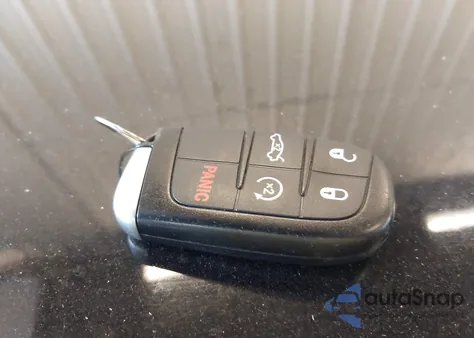 2019 Chrysler 300 300S Awd from USA, damaged, VIN 2C3CCAGG0KH533837